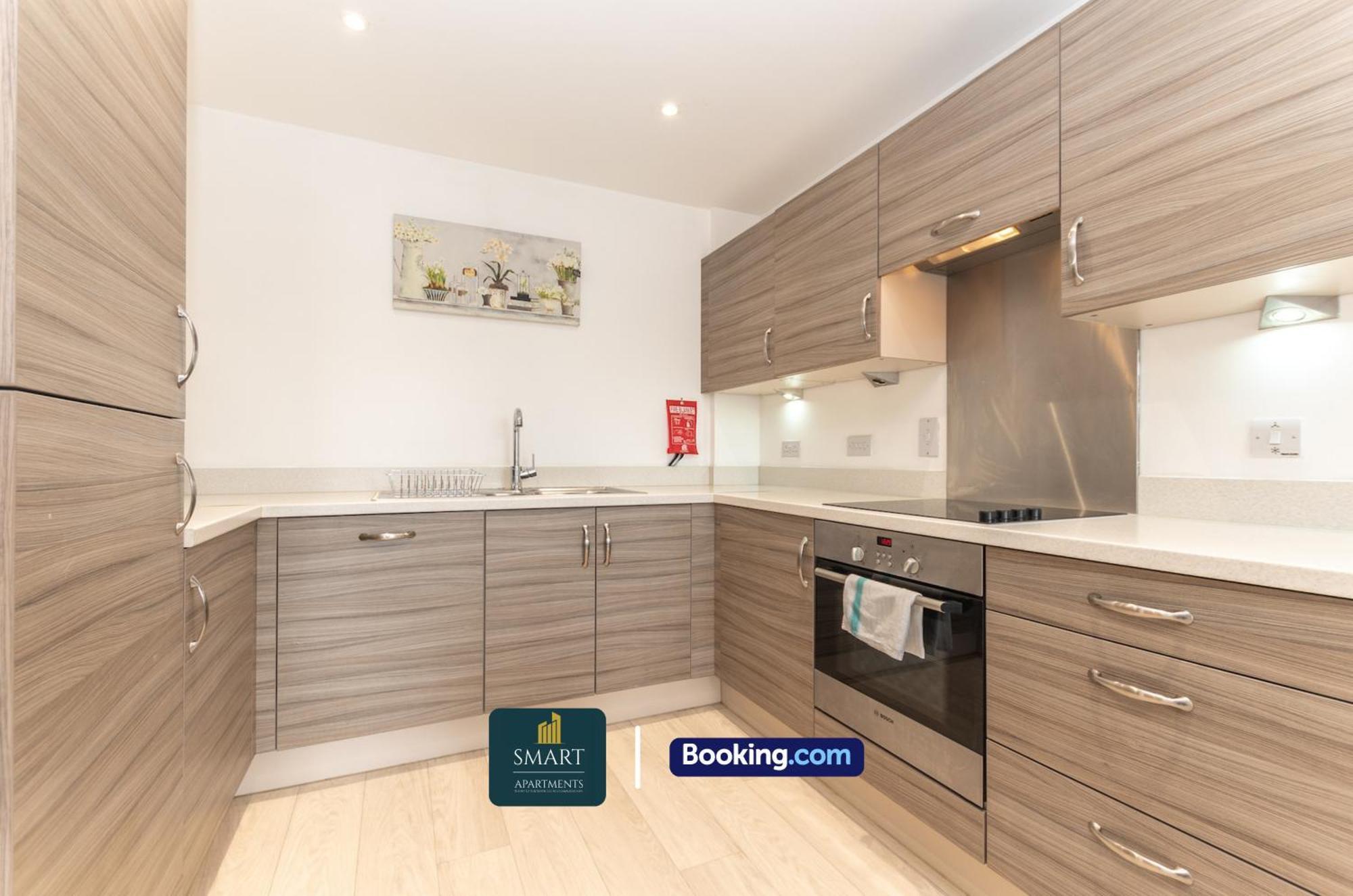 Spacious City Center Apartment By Smart Apartments Short Lets & Serviced Accommodation Apartment Southampton With Free Wifi Exterior foto