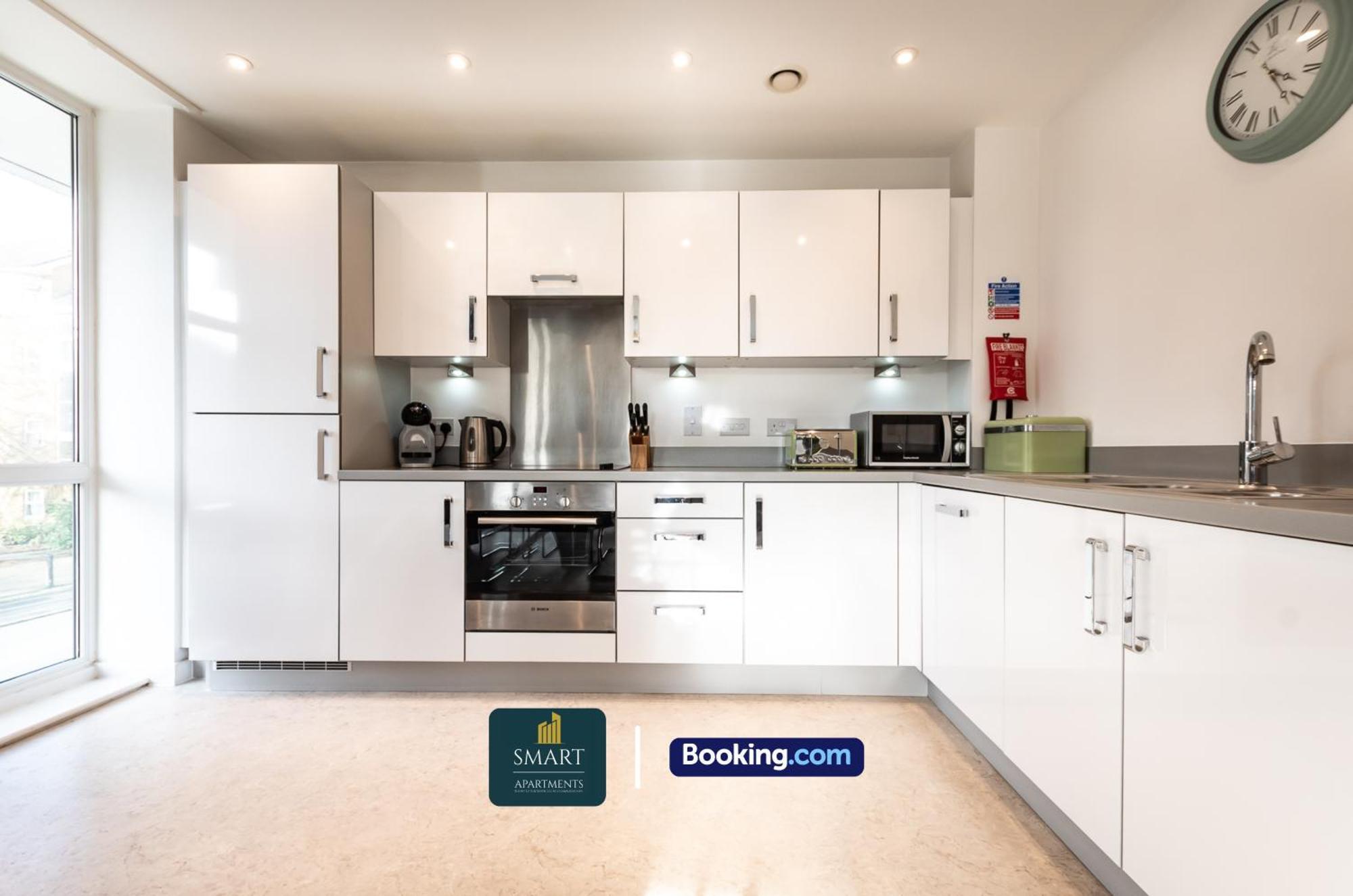 Spacious City Center Apartment By Smart Apartments Short Lets & Serviced Accommodation Apartment Southampton With Free Wifi Exterior foto