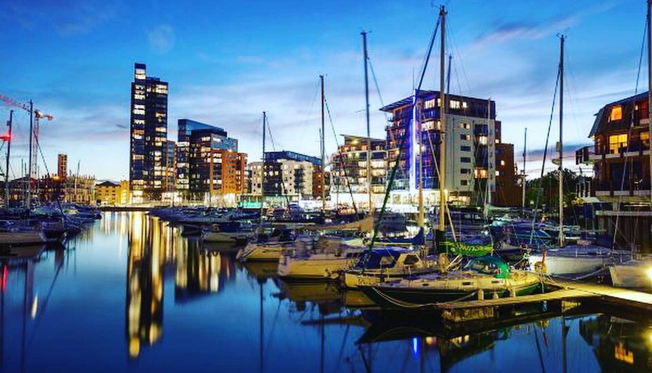 Spacious City Center Apartment By Smart Apartments Short Lets & Serviced Accommodation Apartment Southampton With Free Wifi Exterior foto